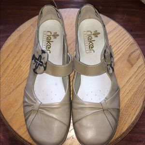 Rieker dress flats in taupe (40)